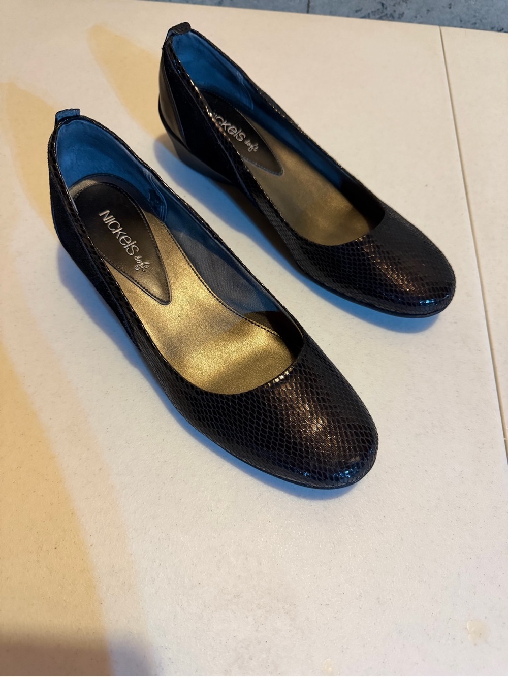 Nickels Black Snake-Embossed Low Heel Pumps
